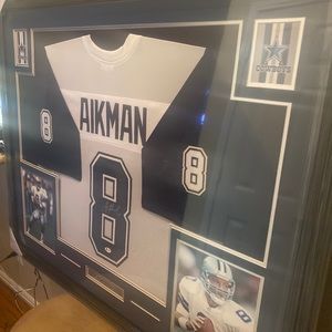 Troy Aikman authentic autograph framed jersey COA Beckett